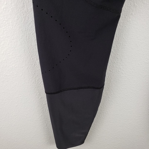 Nike Women's Size M Compressive Running Leggings Black Patchwork Pockets - Picture 14 of 16